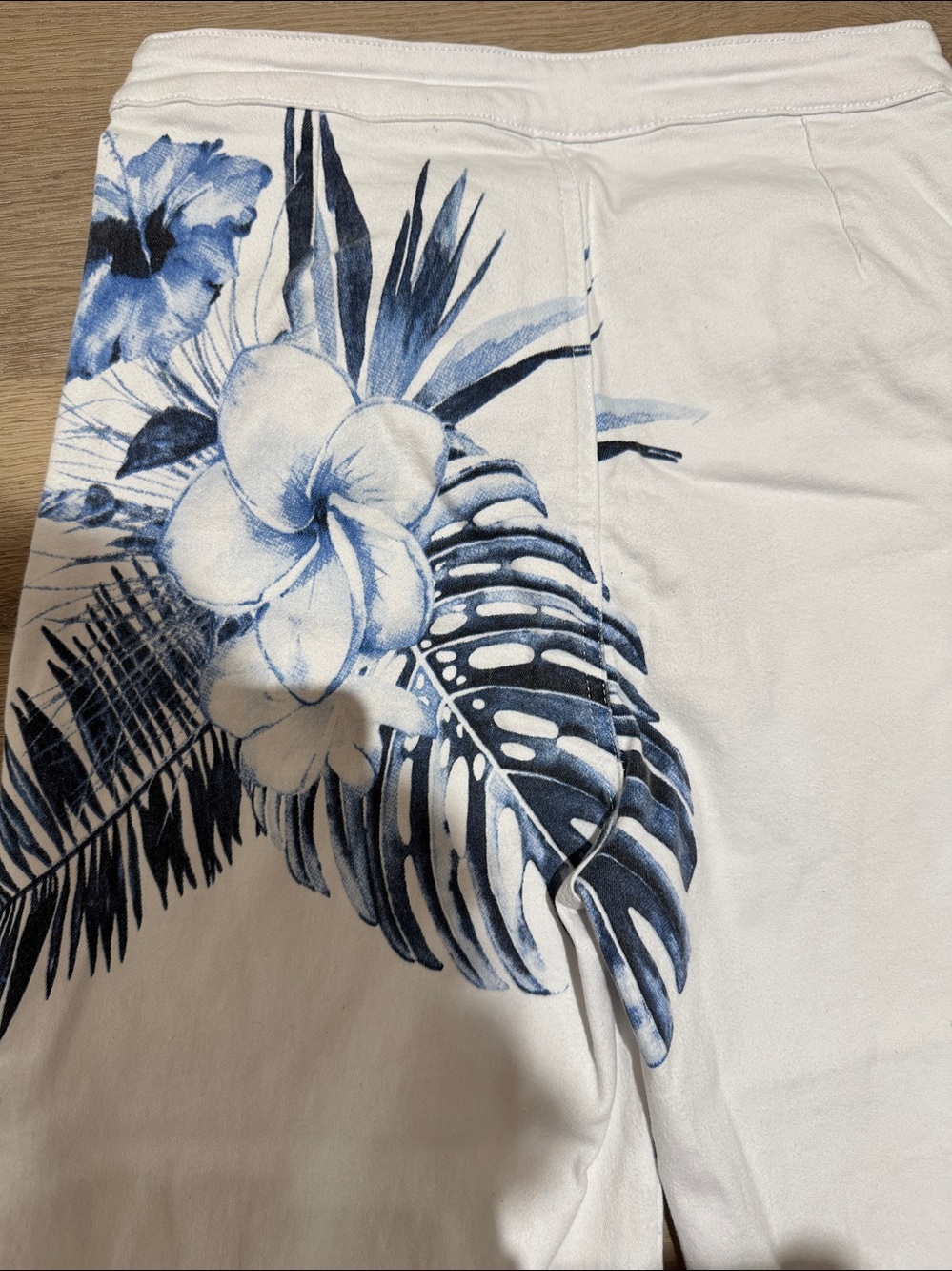 Angel White Denim Jeans with Blue Tropical Print - Picture 5 of 7